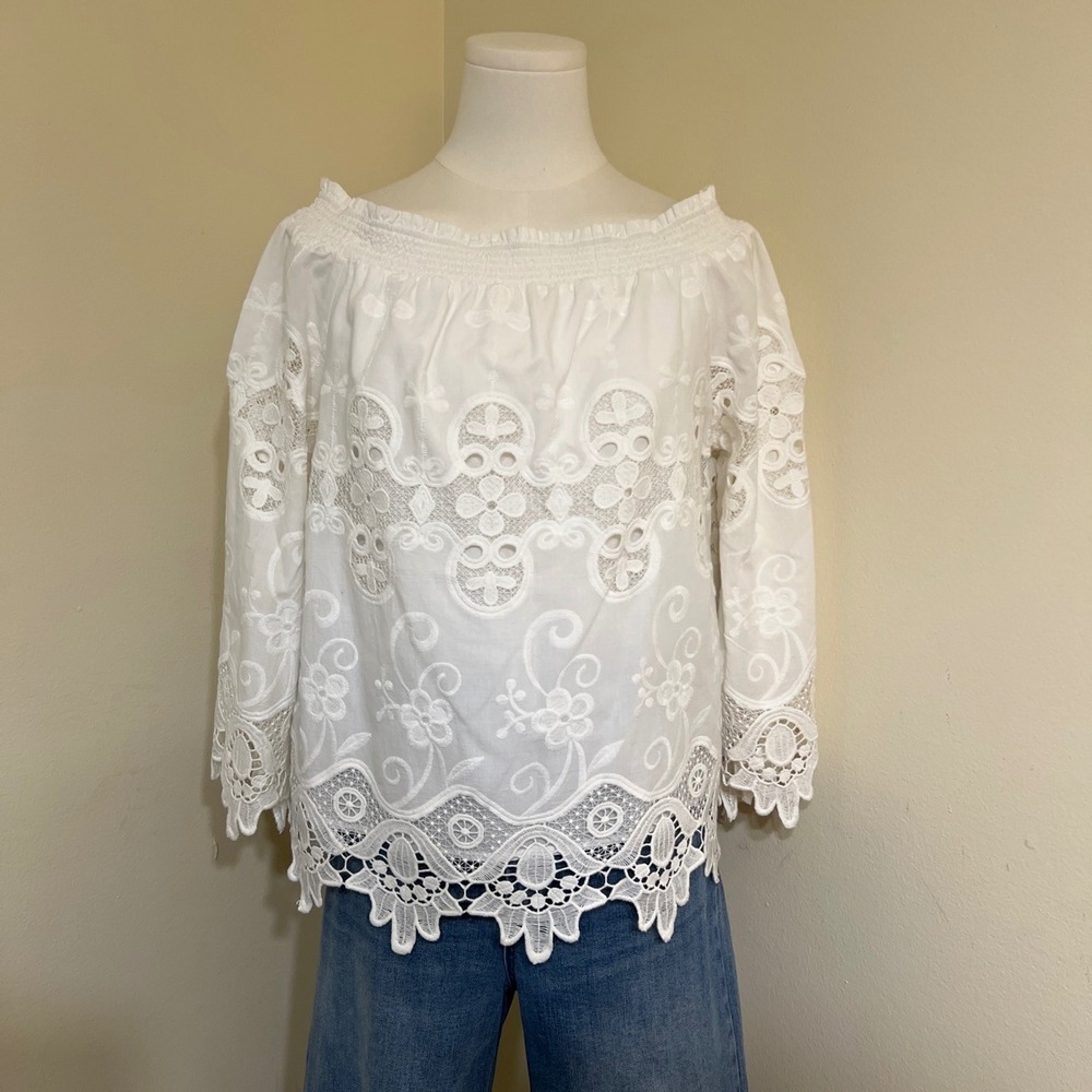 Chicos White Eyelet Lace Off The Shoulder Blouse 100% Cotton Smocked Top Size1 M